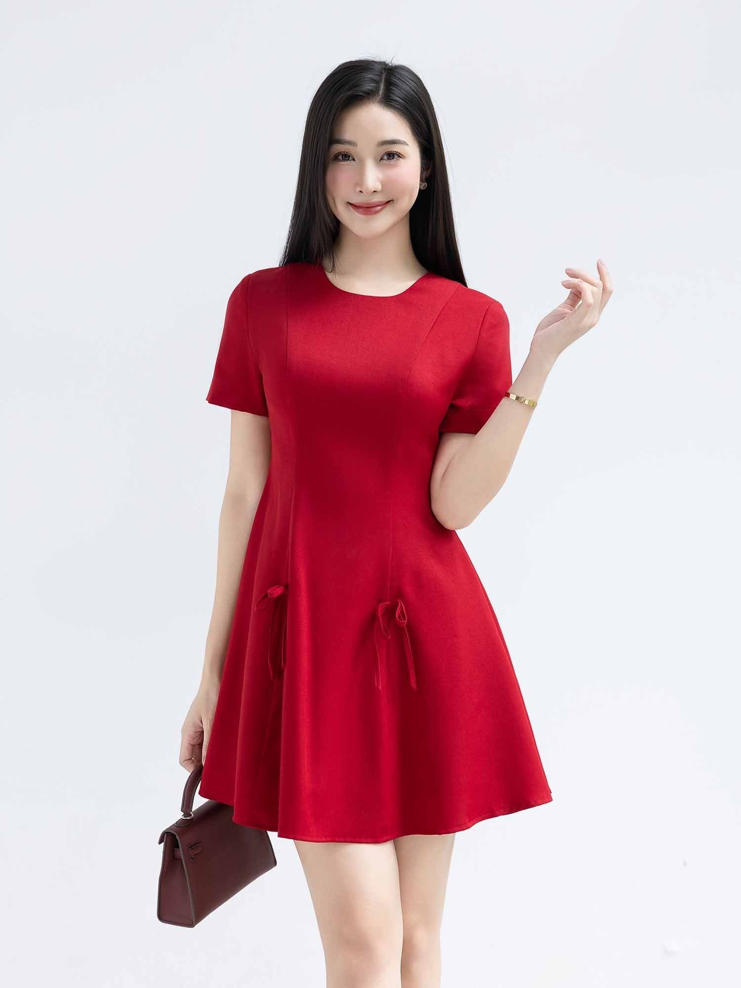  Đầm mini xoè phối dây nơ 