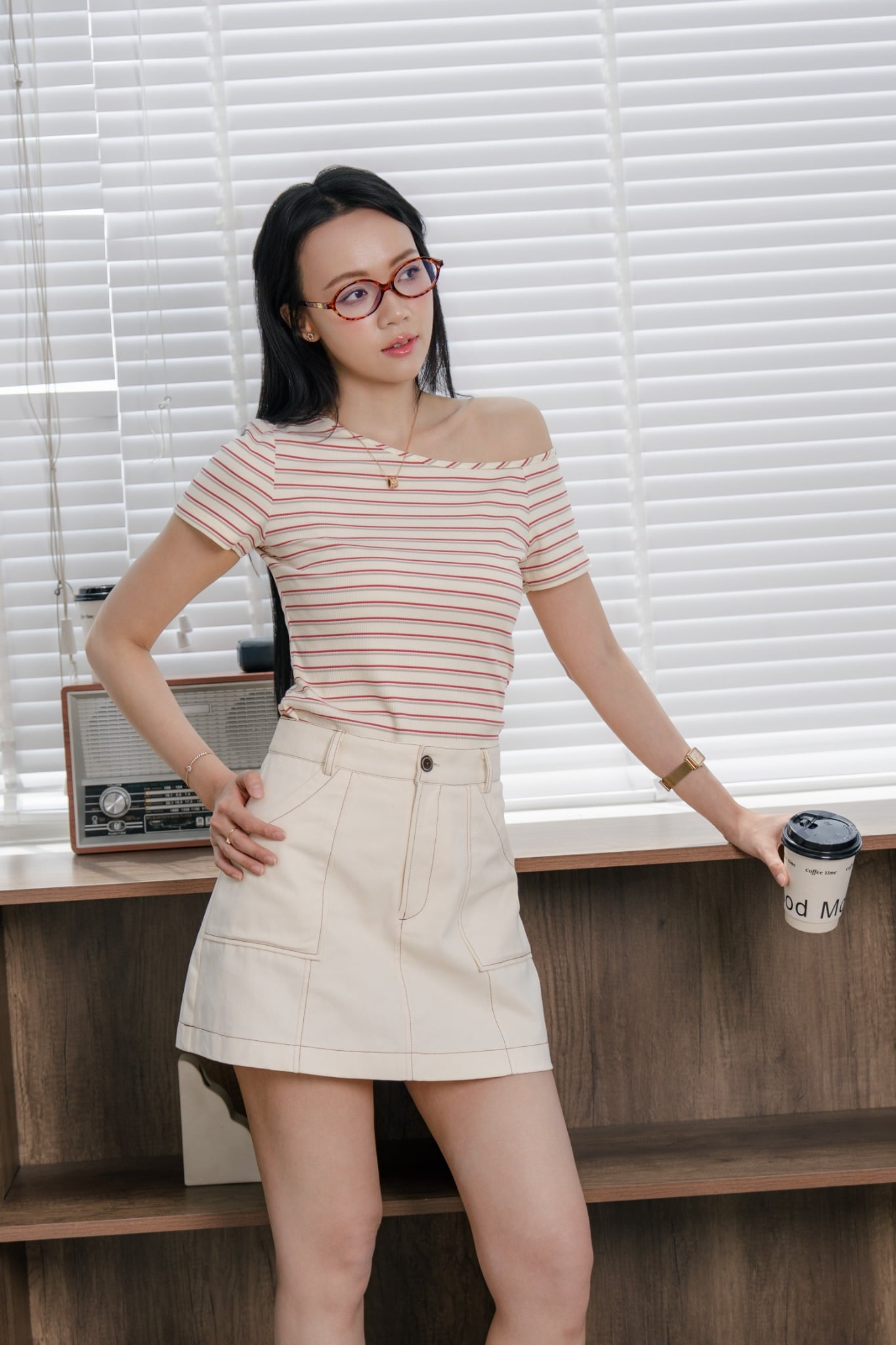 Áo thun sọc viền cổ