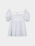  Áo kiểu babydoll họa tiết cổ vuông phối bèo tay phồng 