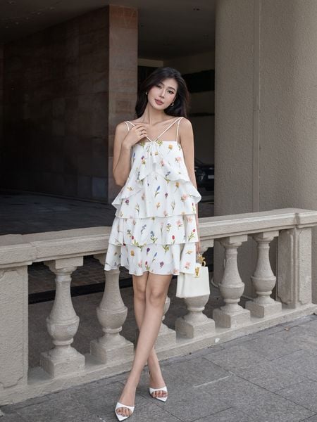  Đầm hoa họa tiết 4 tầng 