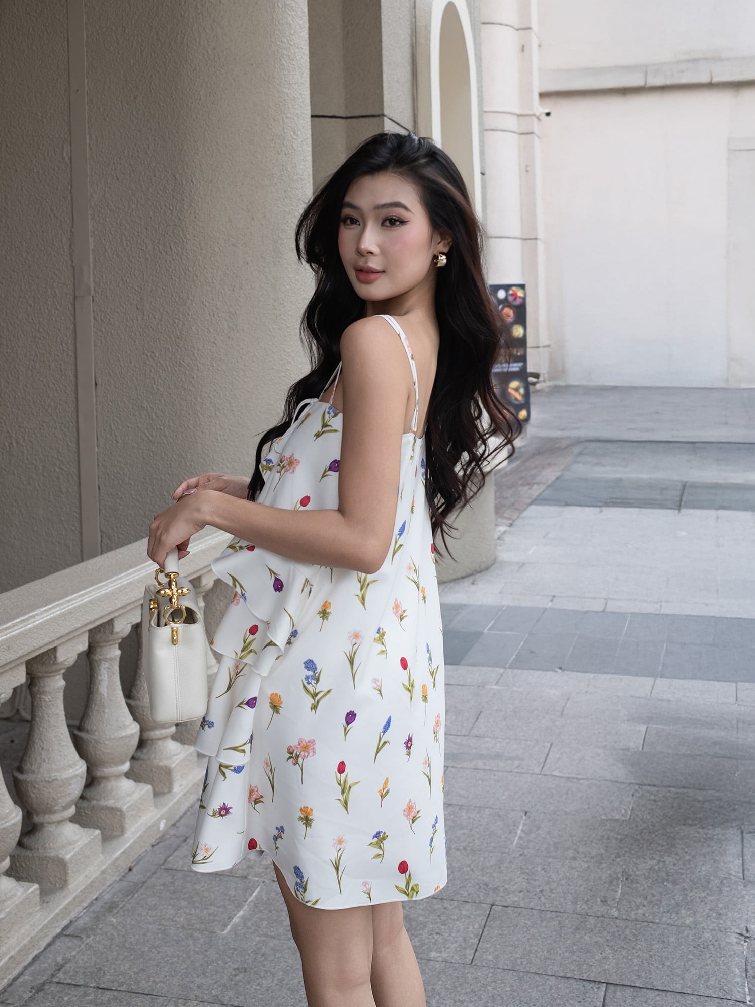 Đầm hoa họa tiết 4 tầng