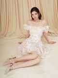  Đầm mini cotton hoa bẹt vai 