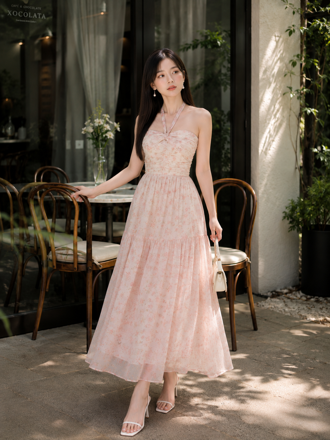  Đầm maxi voan hoa kim tuyến thắt nơ cổ 