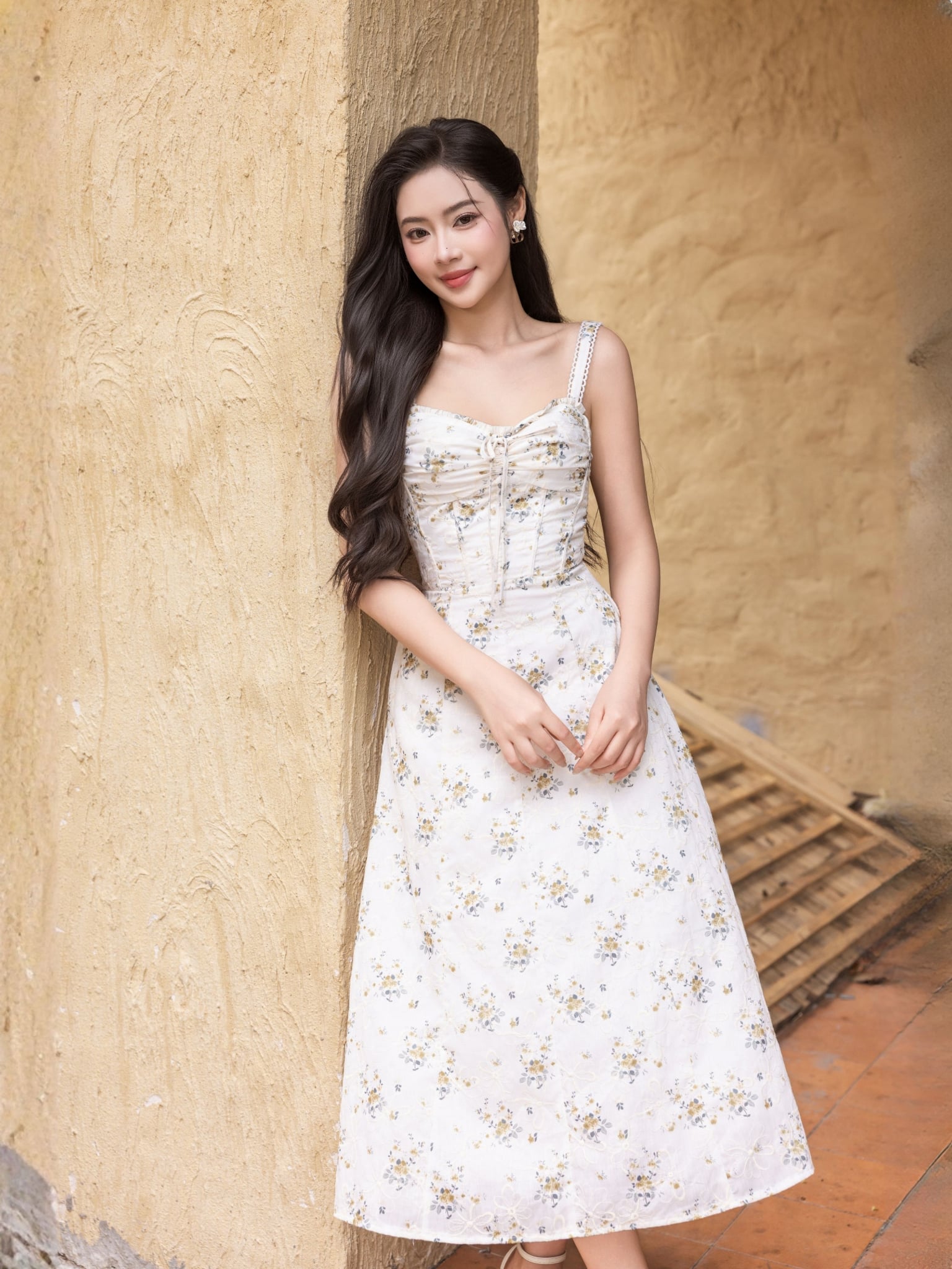 Đầm midi vải hoa 2 dây tùng xòe nhún ngực