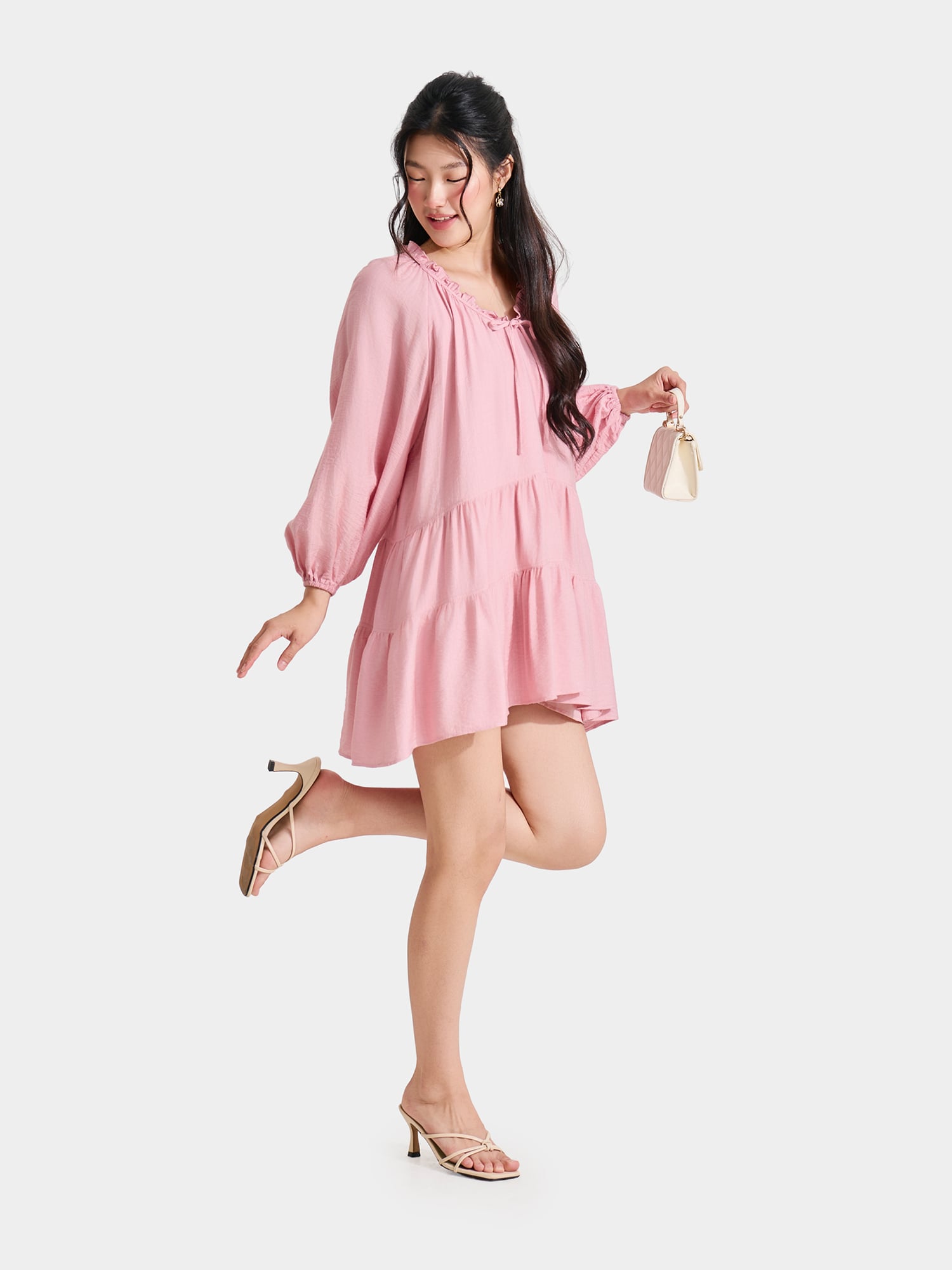 Đầm babydoll tay dài cổ tim phối bèo