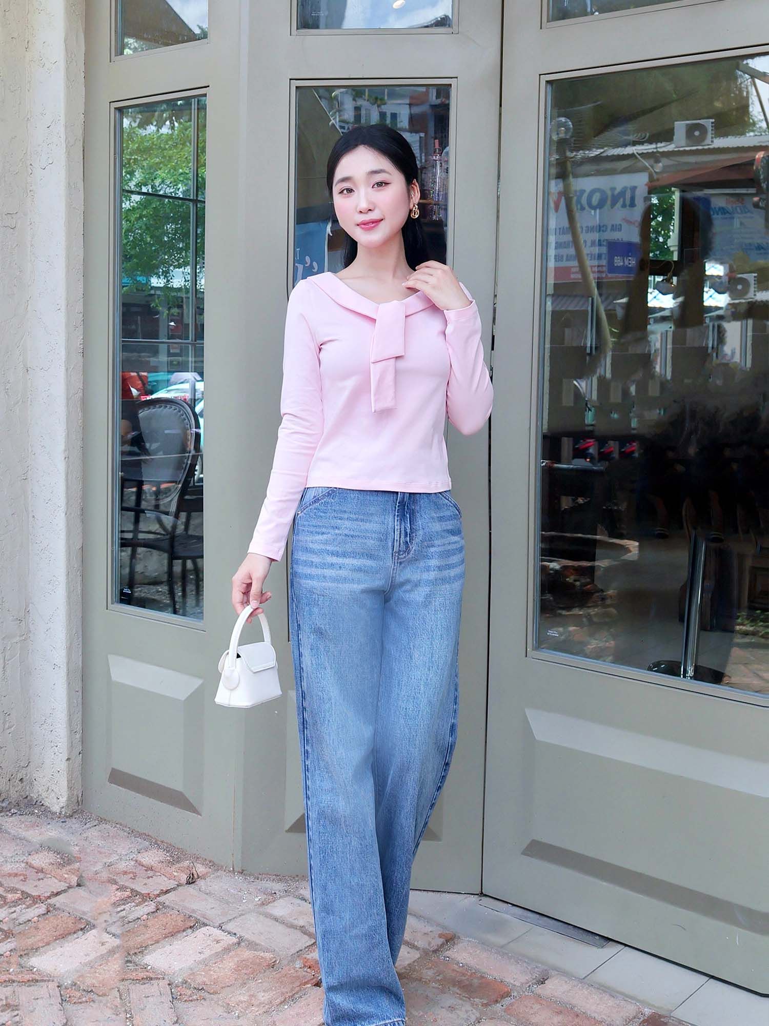  Áo thun lá cổ liền nơ 