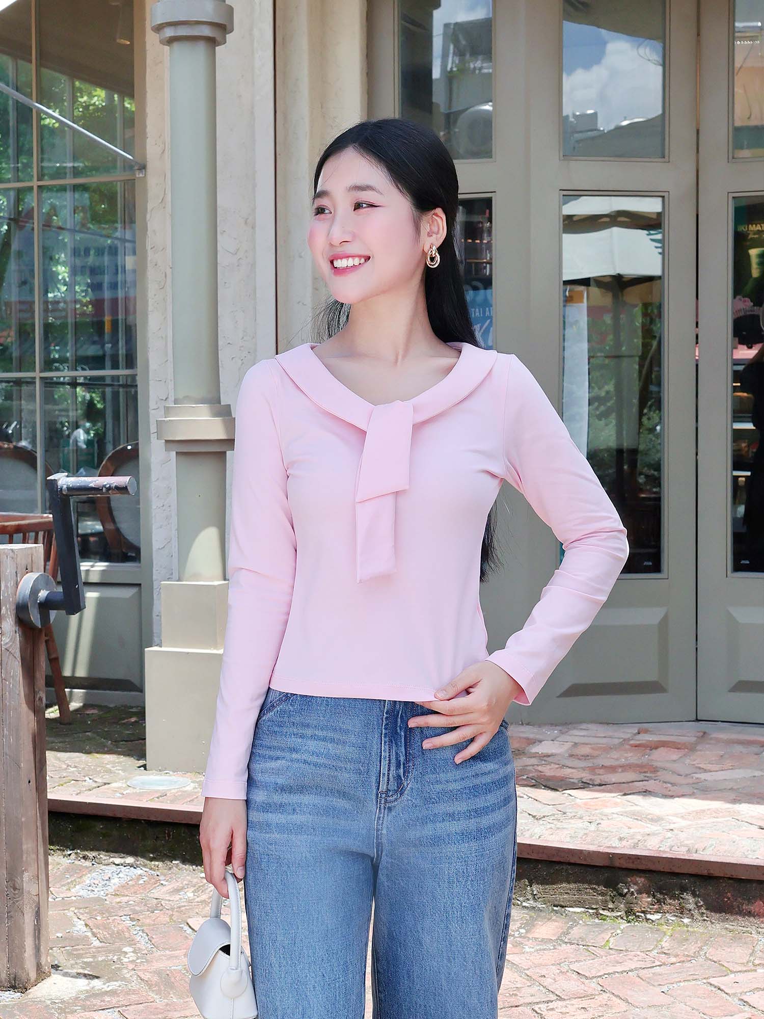 Áo thun lá cổ liền nơ