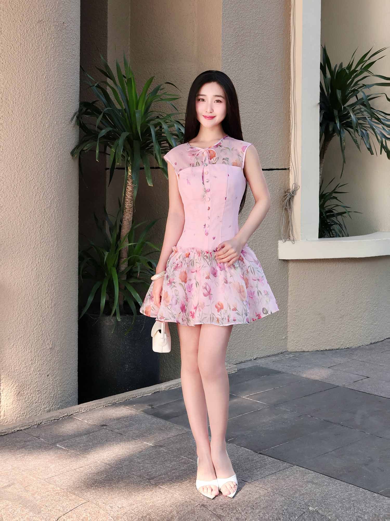  Đầm mini hạ eo voan hoa 