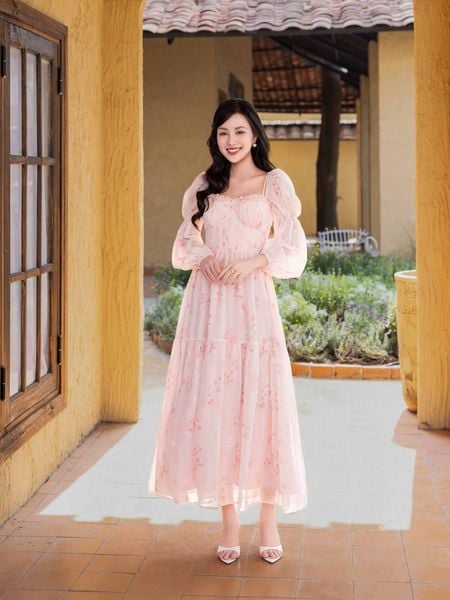  Đầm midi voan hoa tay phồng dài 