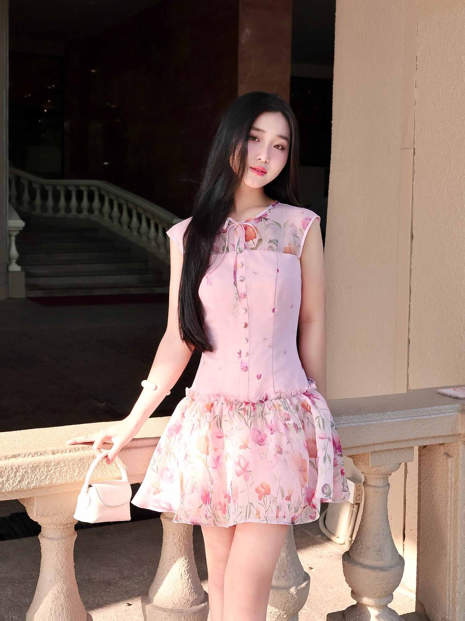  Đầm mini hạ eo voan hoa 