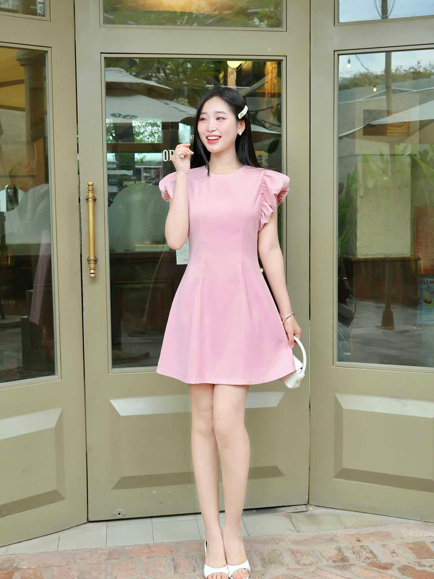  Đầm cơ bản tay phồng 