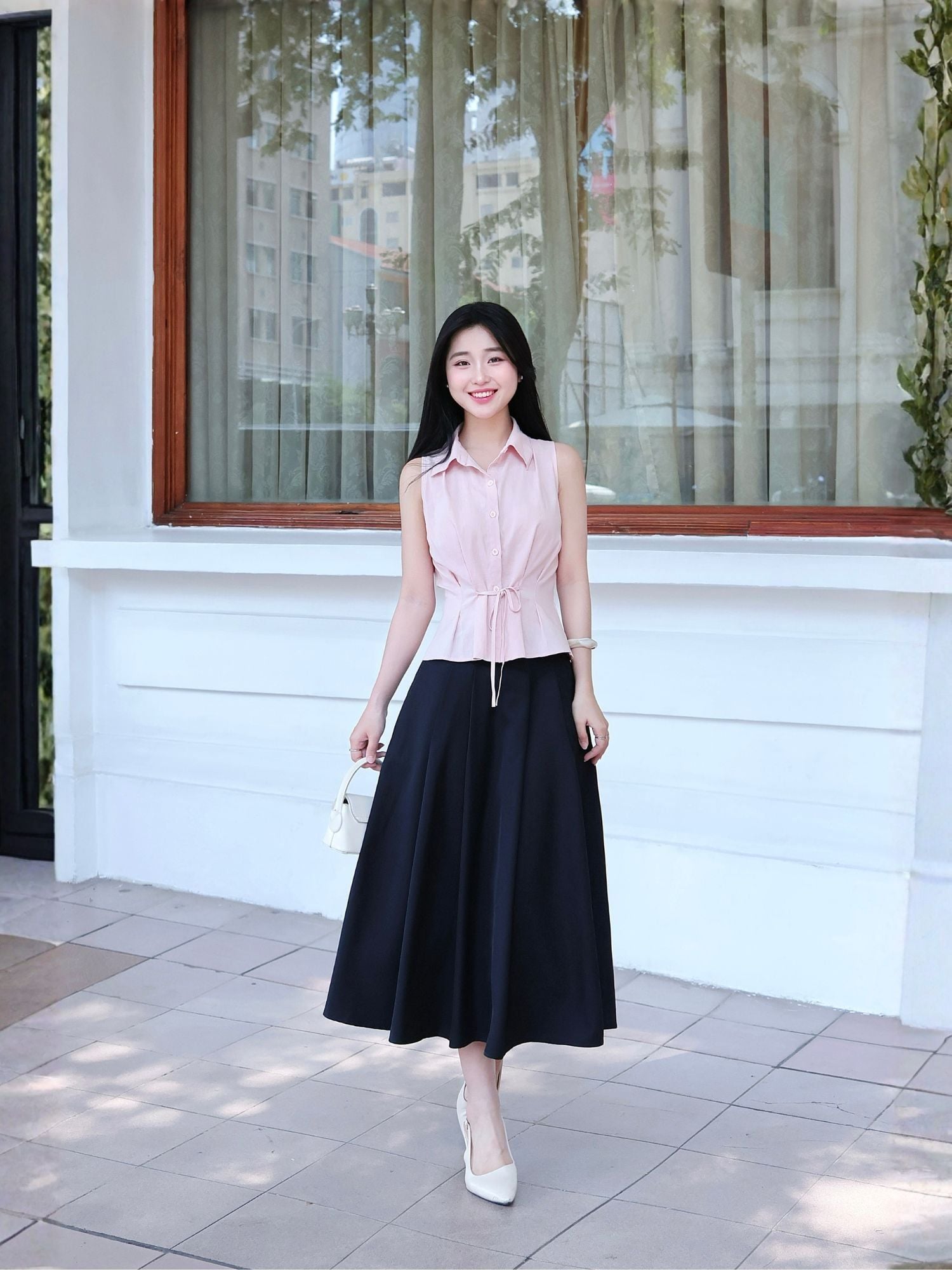  Áo linen sát nách chiết ly eo 