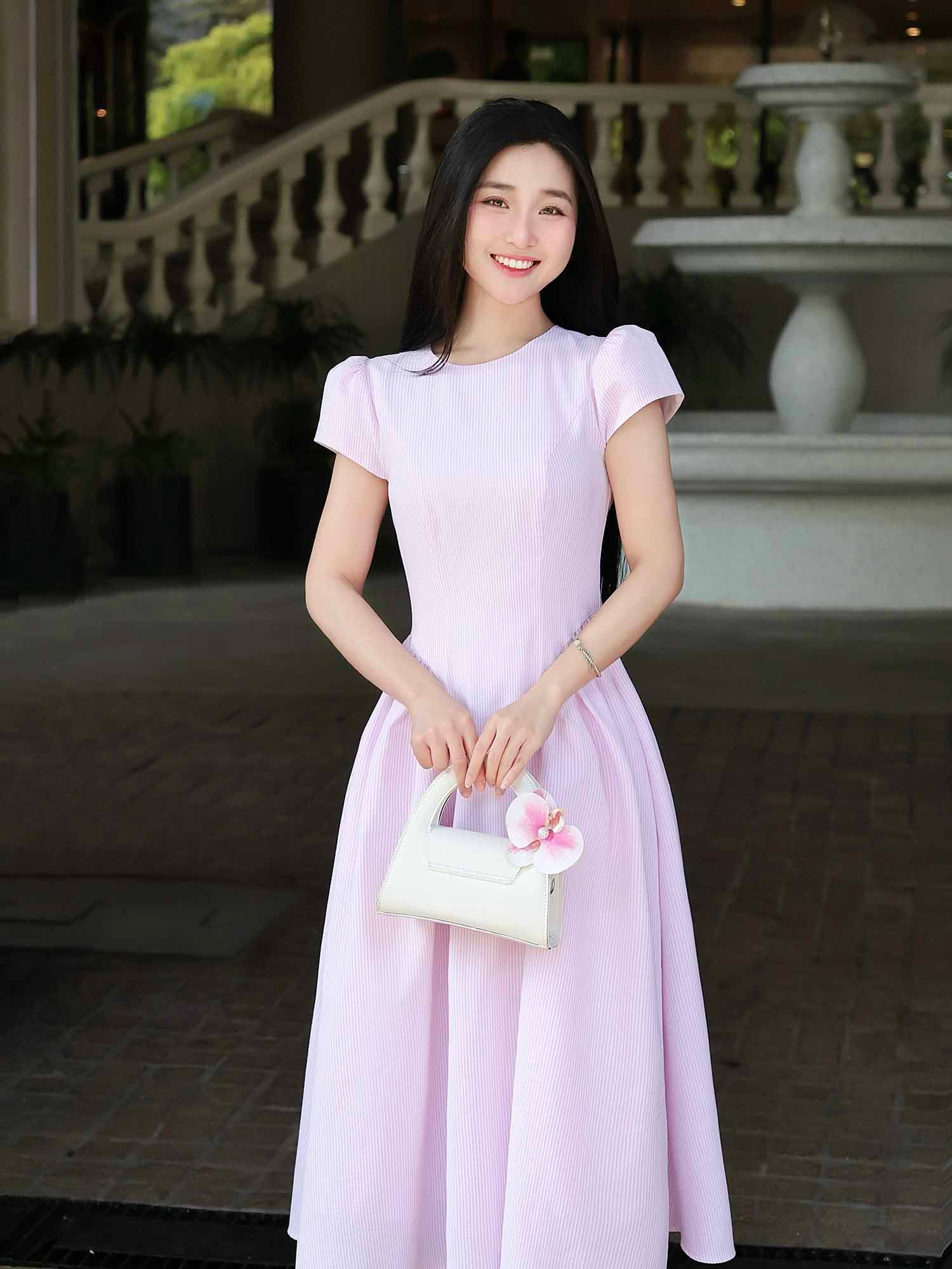 Đầm midi sọc nhún tùng