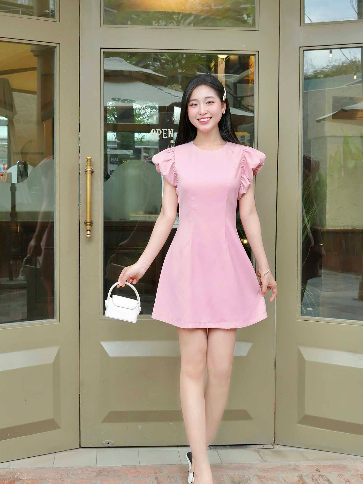 Đầm cơ bản tay phồng 