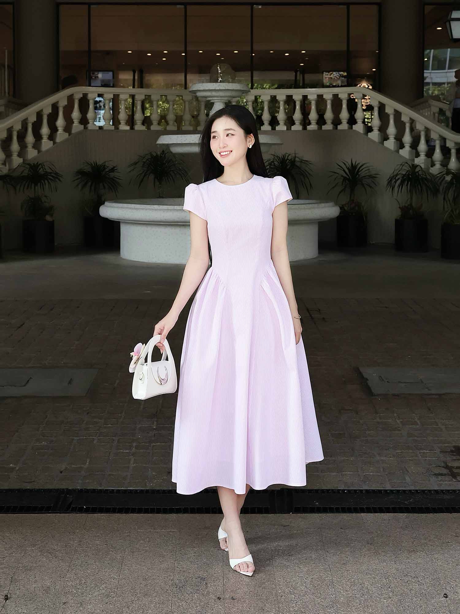 Đầm midi sọc nhún tùng