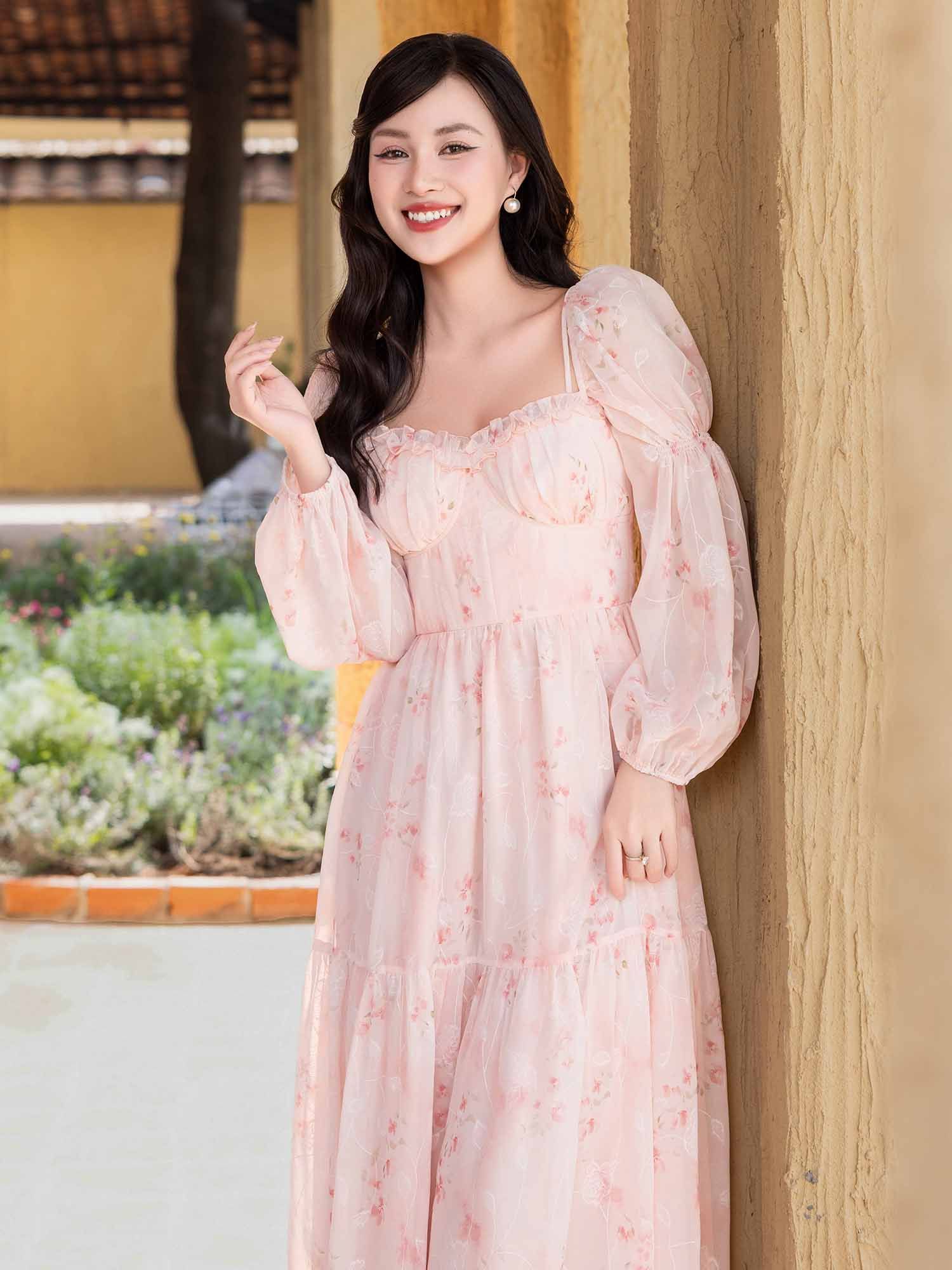  Đầm midi voan hoa tay phồng dài 