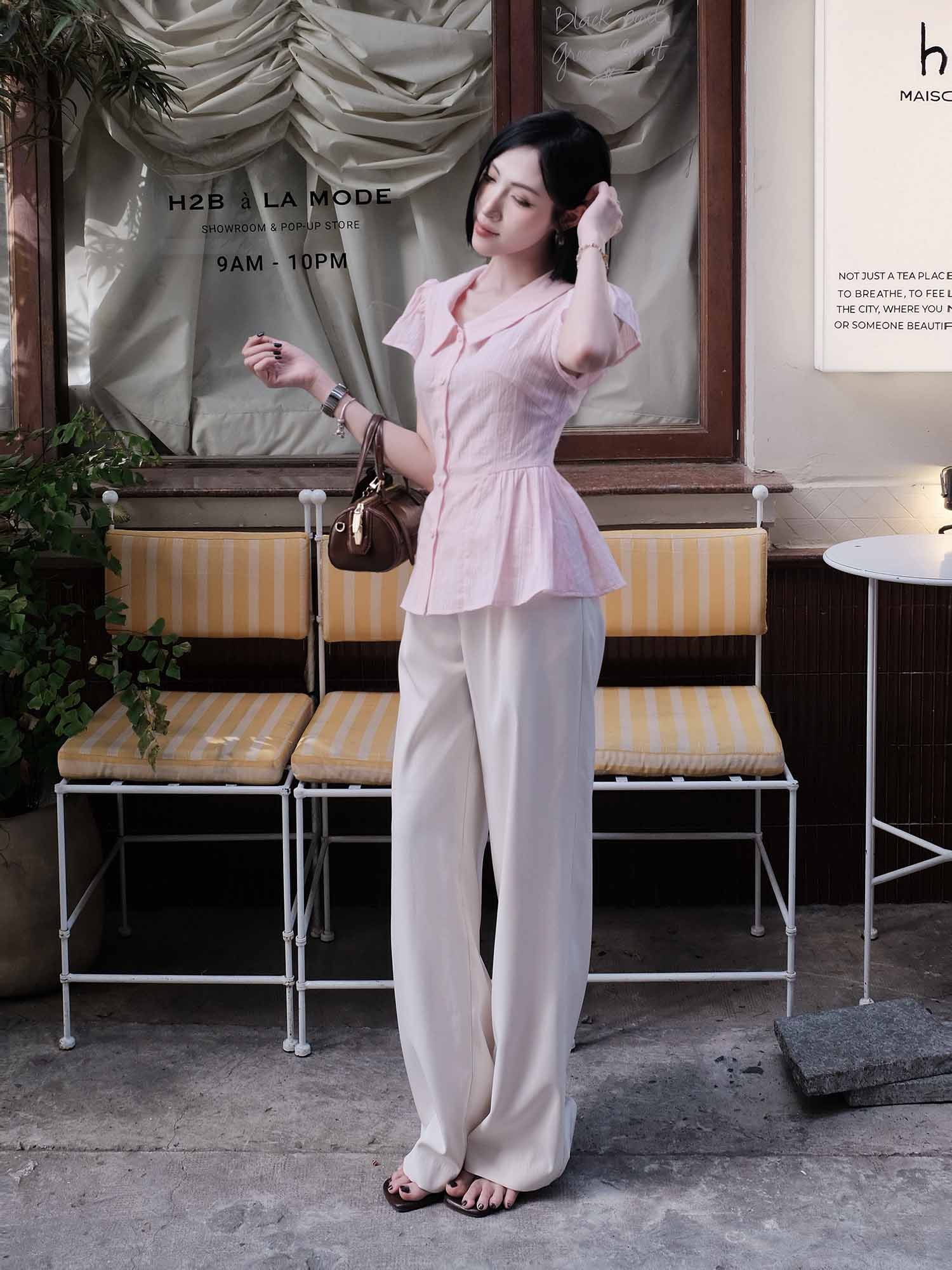 Áo xô thêu dáng peplum