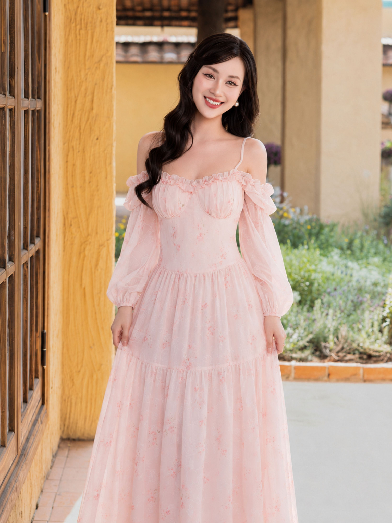 Đầm midi voan hoa tay phồng dài