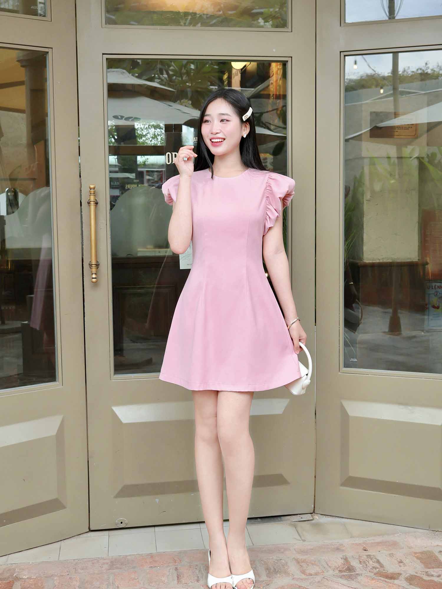 Đầm cơ bản tay phồng