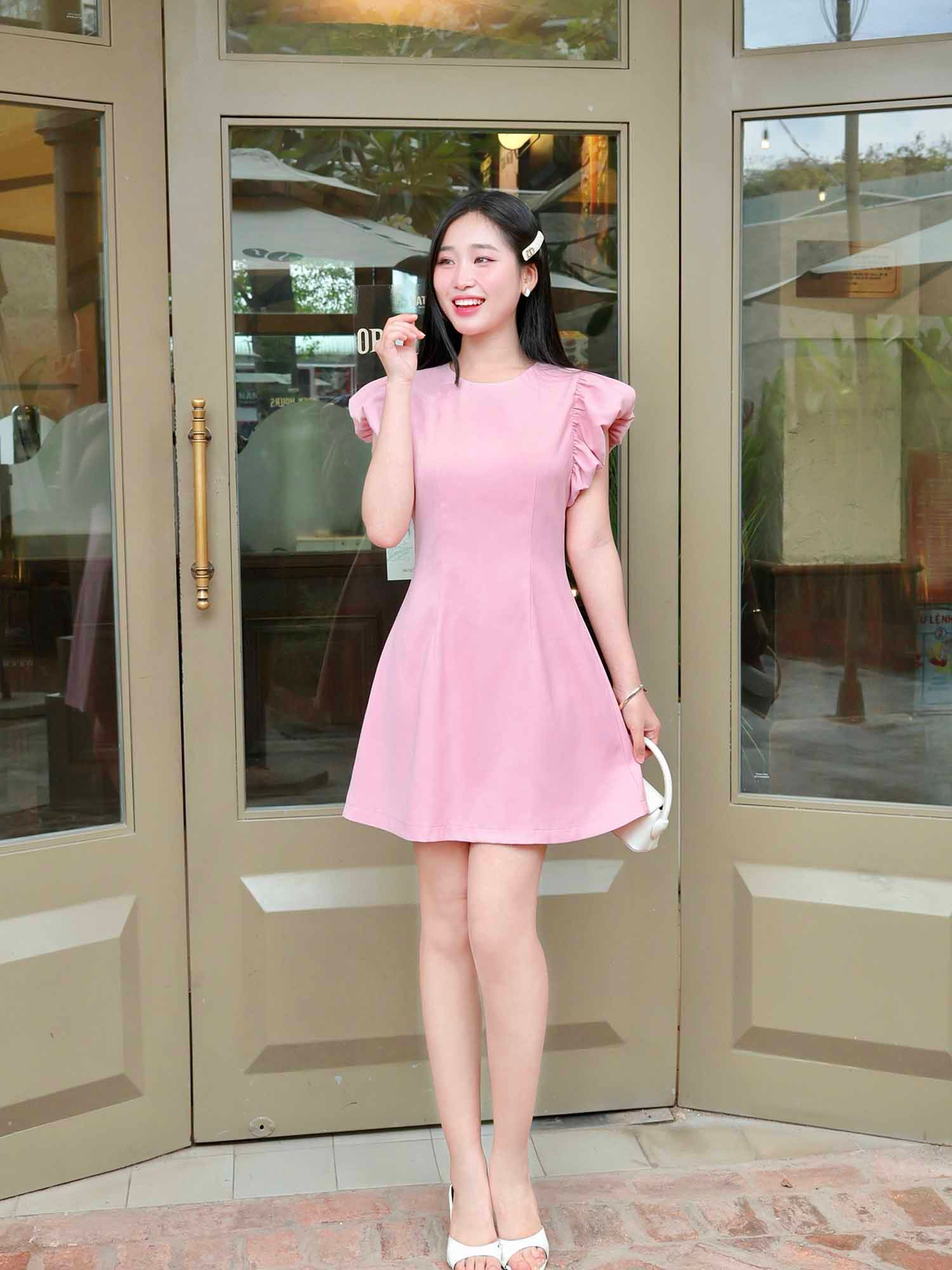  Đầm cơ bản tay phồng 