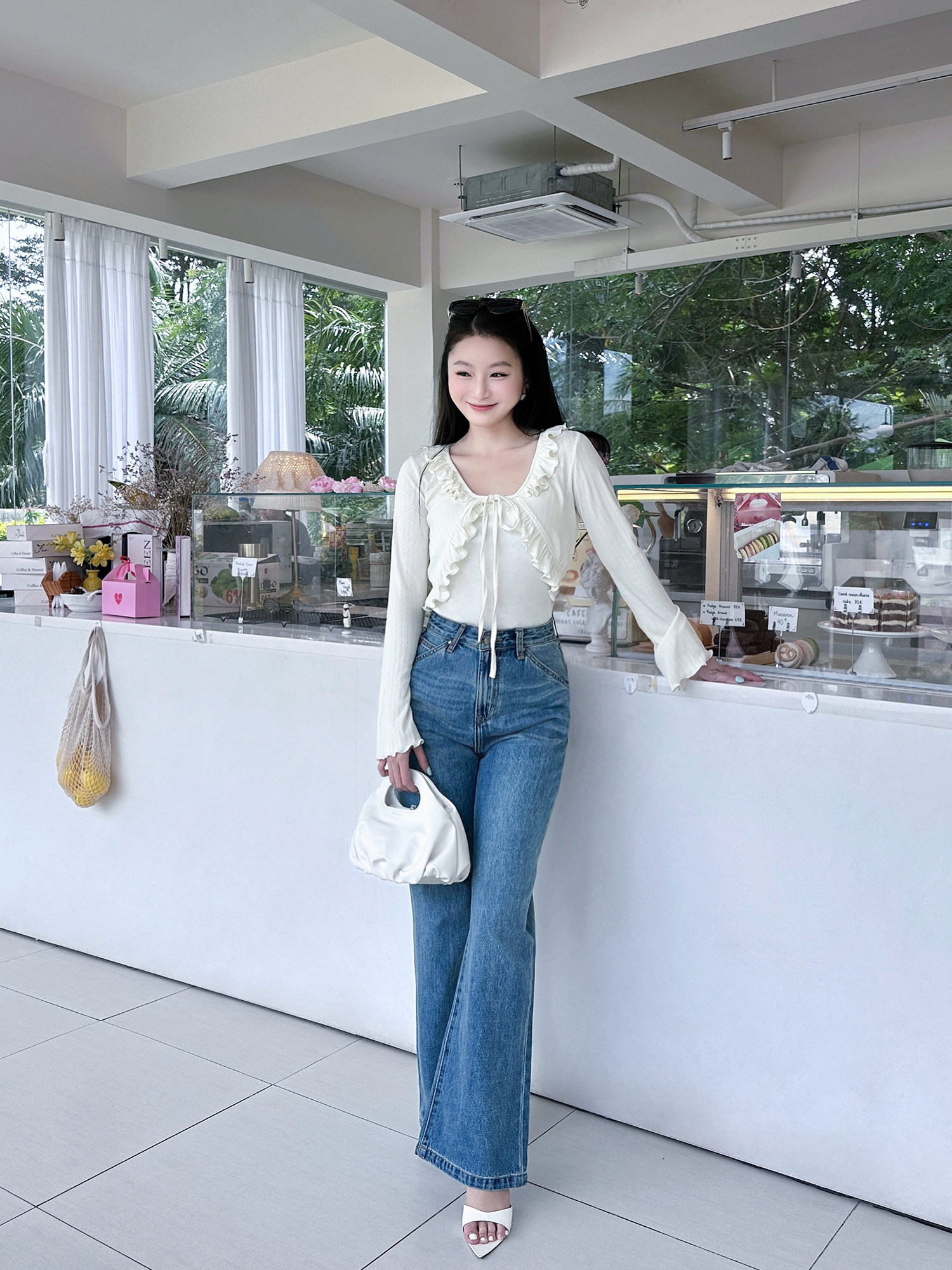 Áo khoác thun tay dài phối bèo cột dây