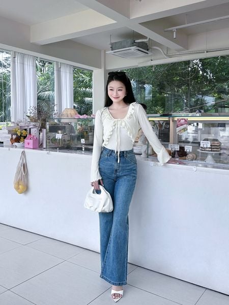  Áo khoác thun tay dài phối bèo cột dây 