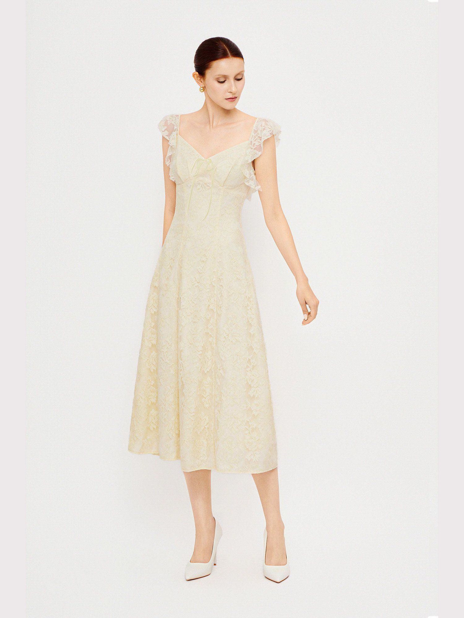  Đầm midi ren đính nơ ngực 