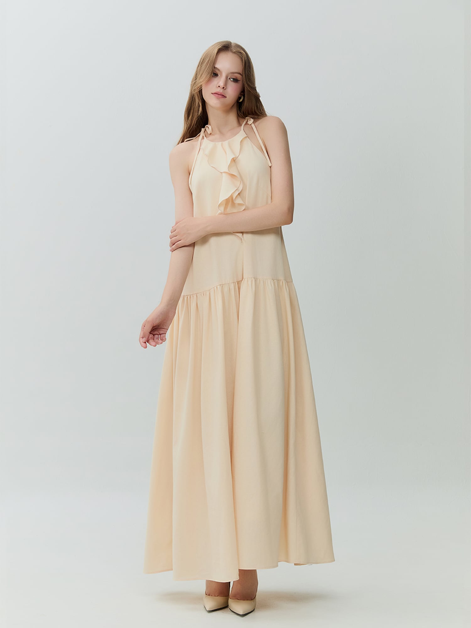 Đầm maxi cổ yếm phối bèo nhún tùng