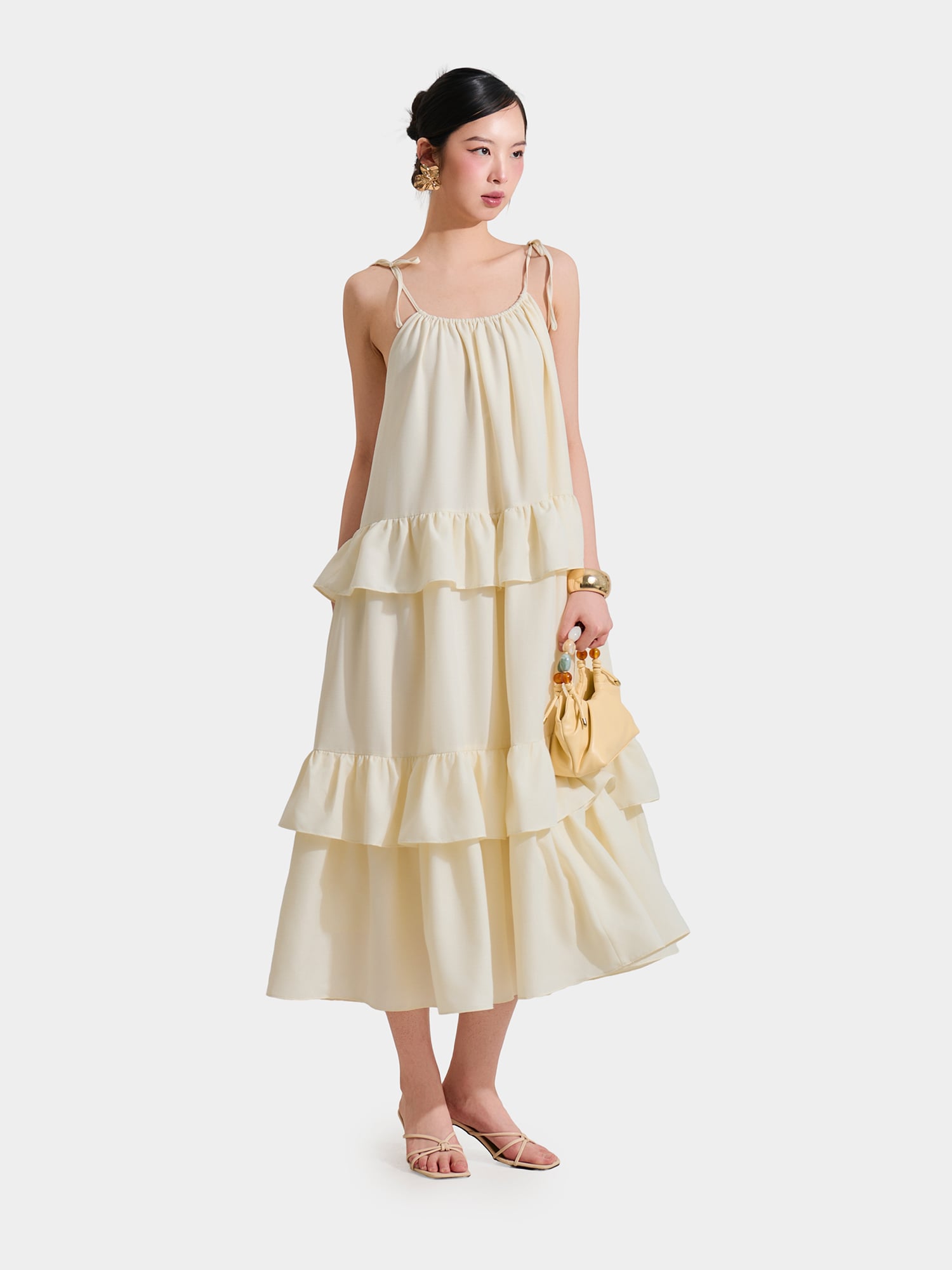 Đầm maxi cổ yếm thắt nơ ba tầng