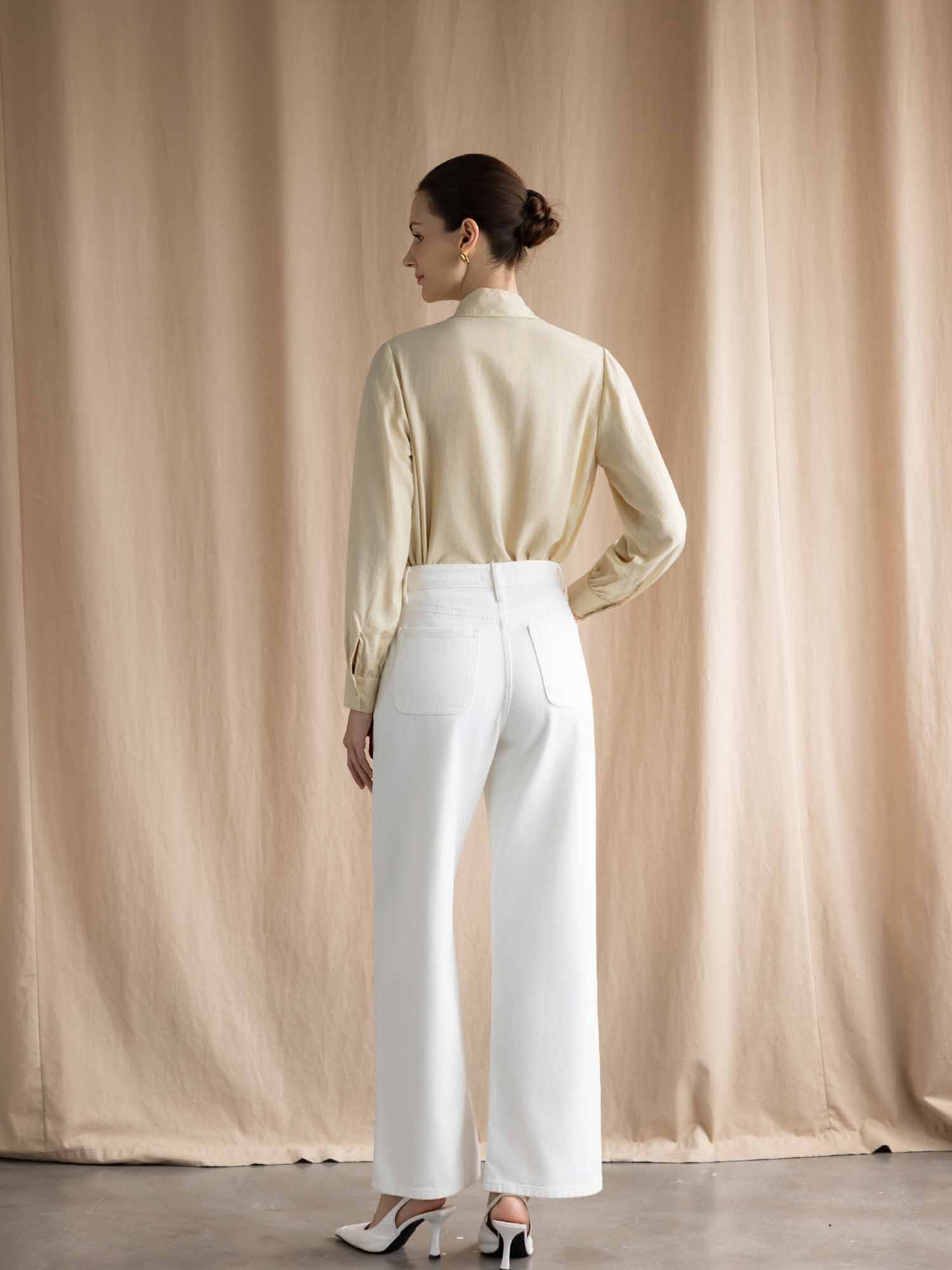 Áo sơ mi cổ tim thắt nơ