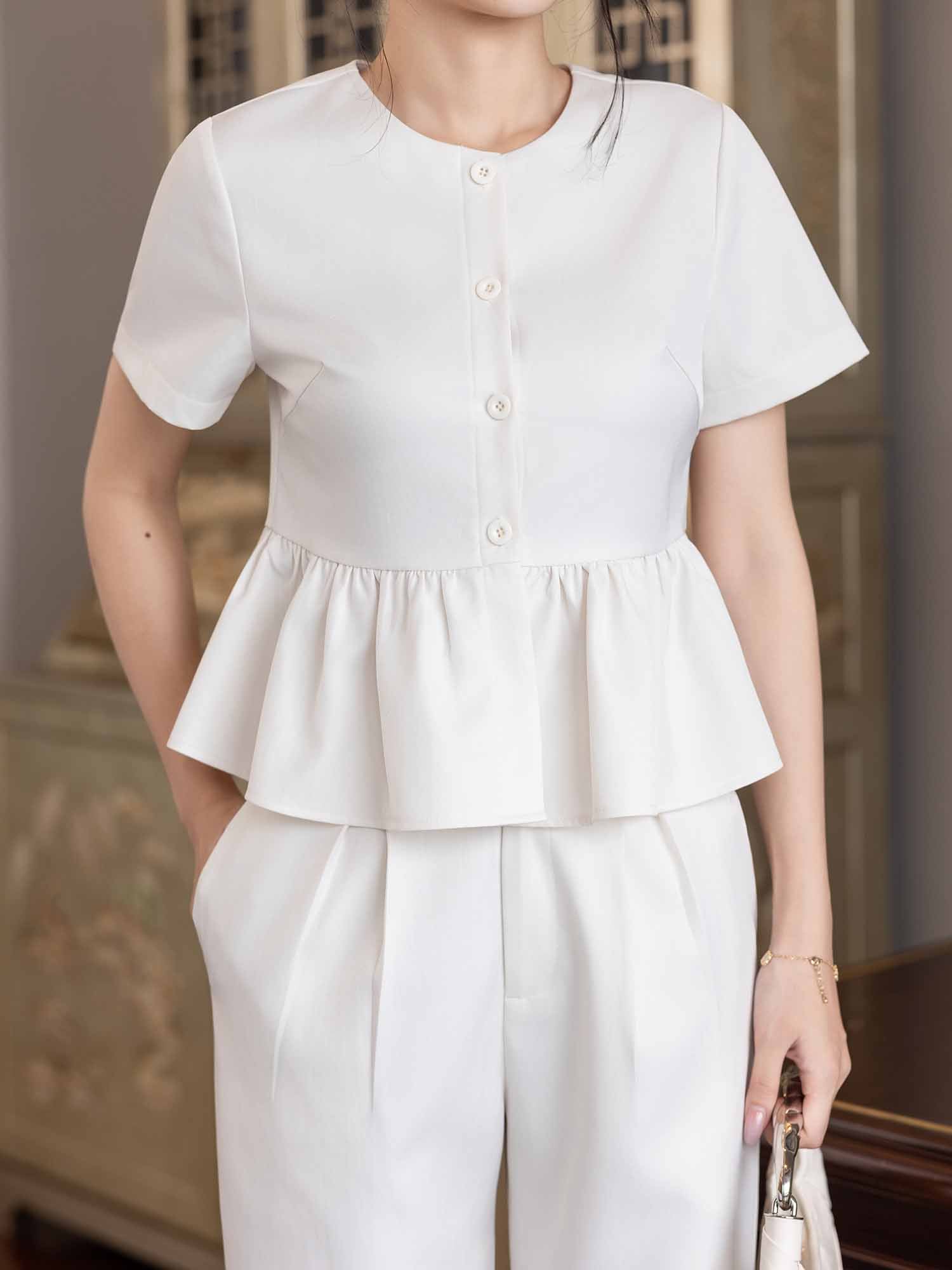 Áo cổ tròn nhún eo cơ bản