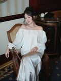  Áo kiểu tơ bẹt vai nhún bèo 