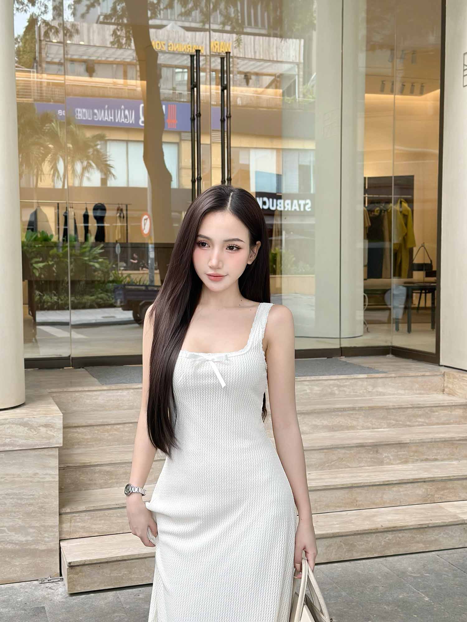 Đầm midi thun dệt kim sát nách cổ U