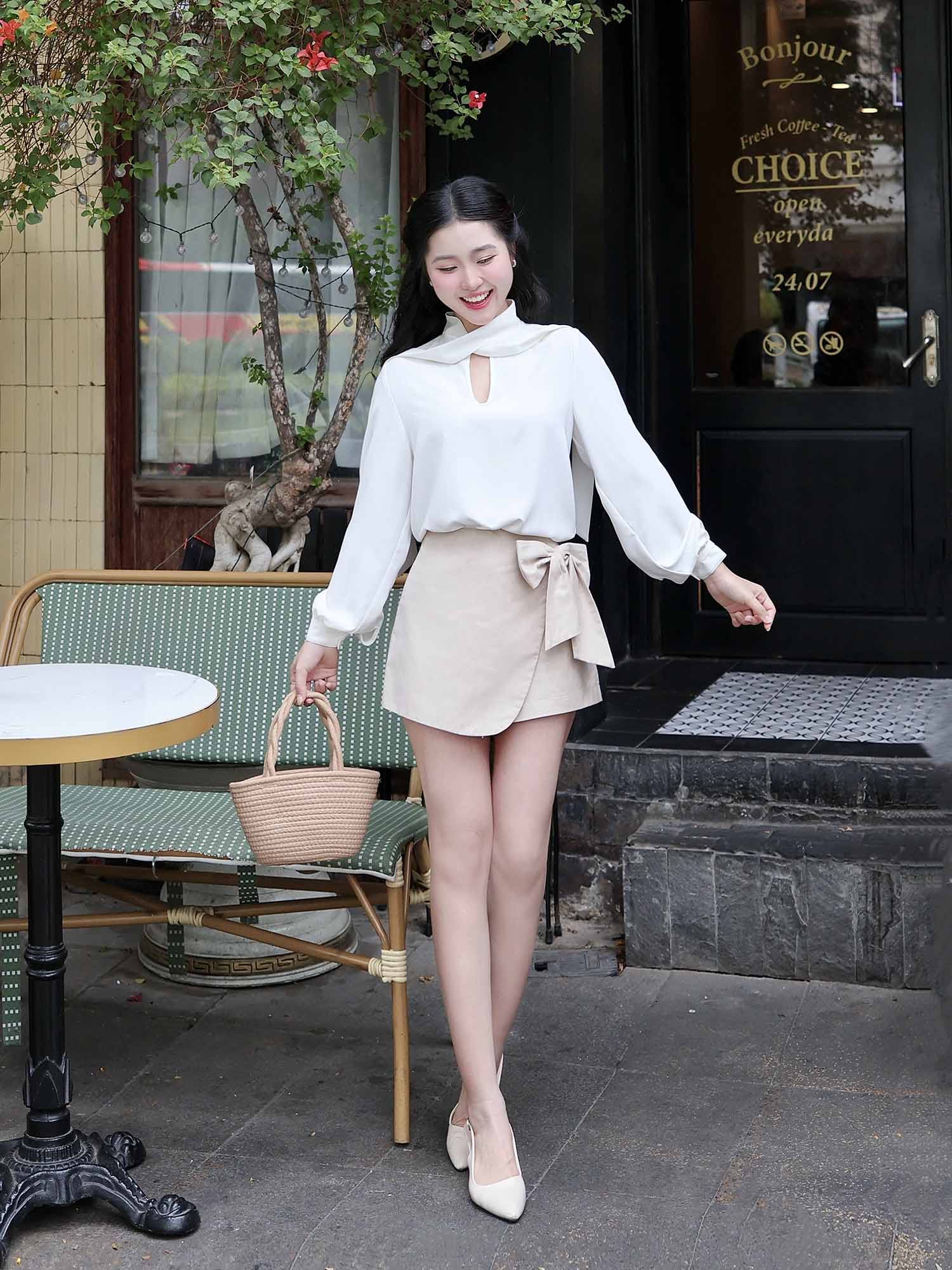 Chân váy skort mini đắp chéo phối nơ