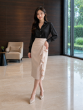  Chân váy midi xếp ly xẻ đùi phối bèo rũ 