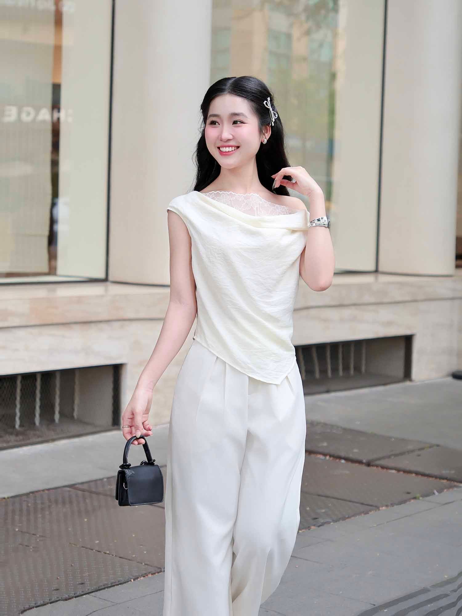  Áo lệch vai cổ đổ phối ren 
