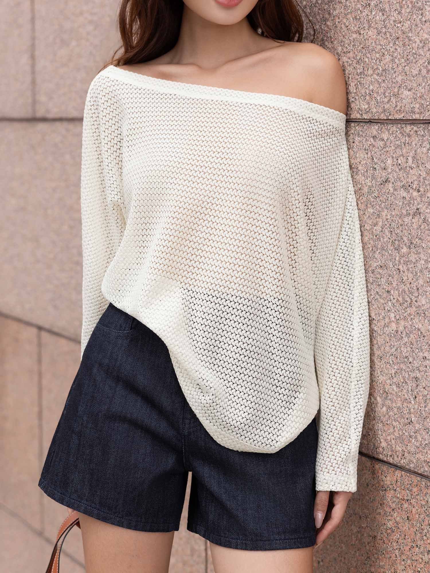  Áo lưới oversize cổ thuyền 