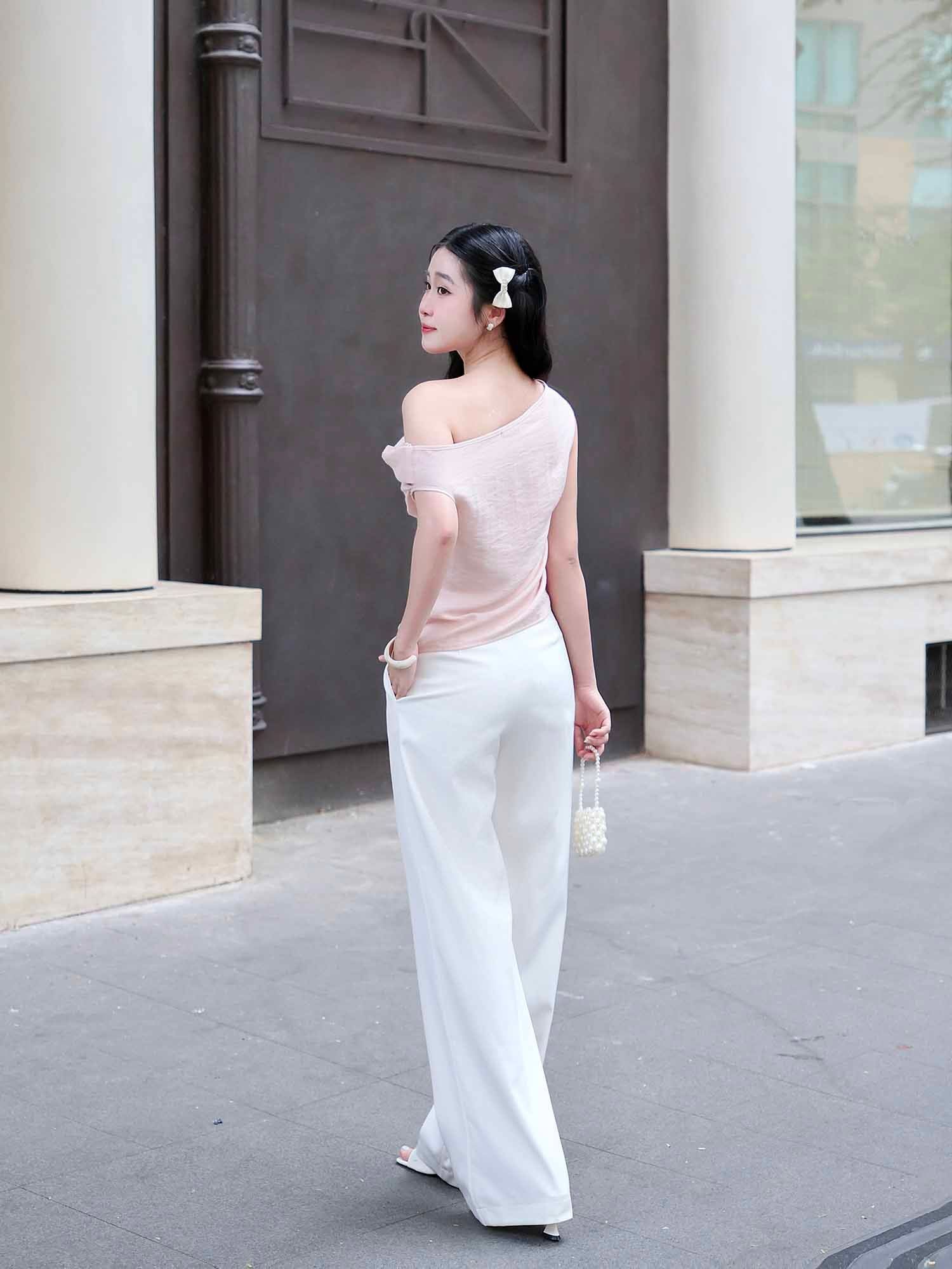  Áo lệch vai cổ đổ phối ren 