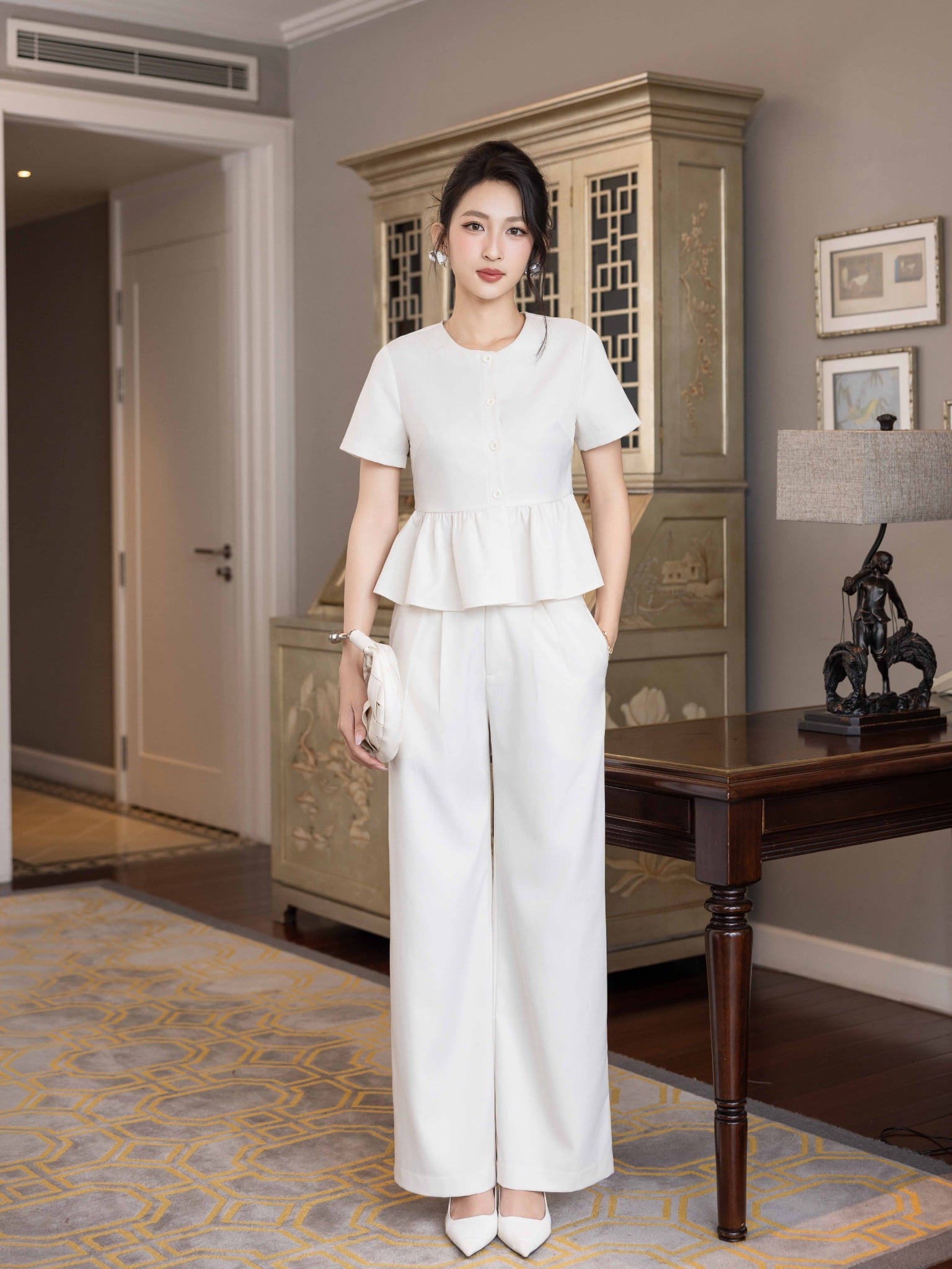 Quần tây dài ống suông xếp ly