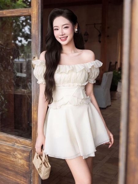 Đầm mini trễ vai nhún ngực phối bèo 