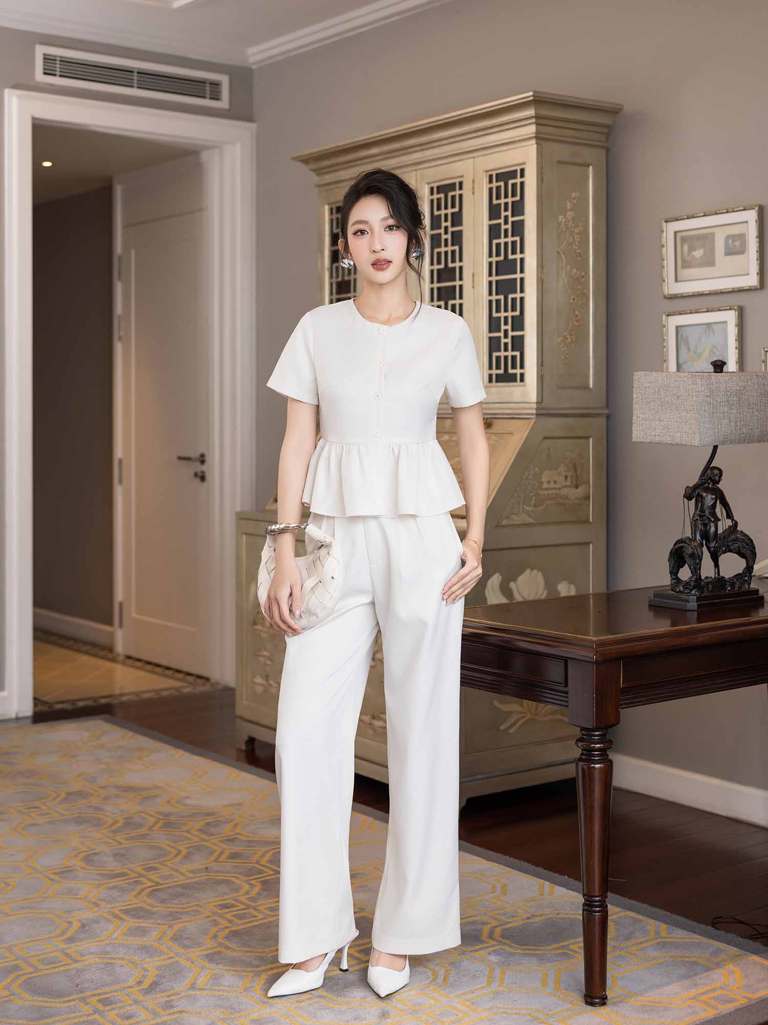 Quần tây dài ống suông xếp ly