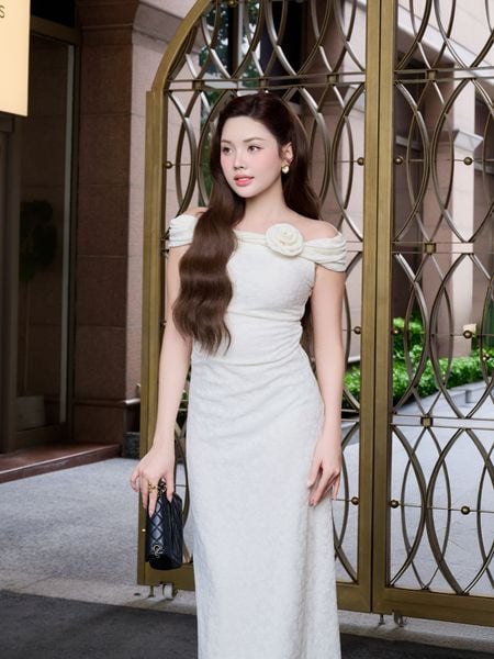  Đầm maxi thun hoa nổi nhún eo 