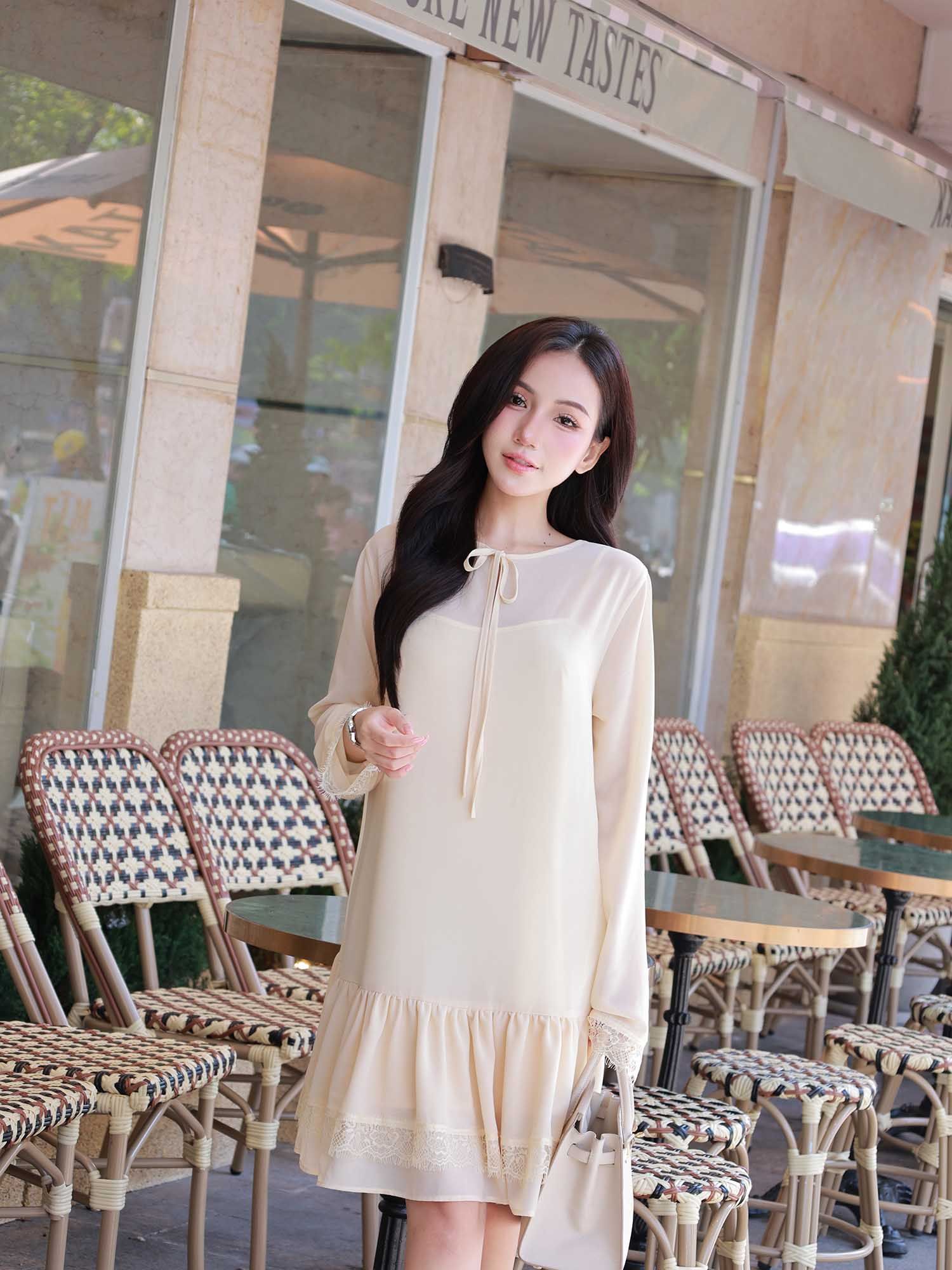  Đầm mini Chiffon tay dài 