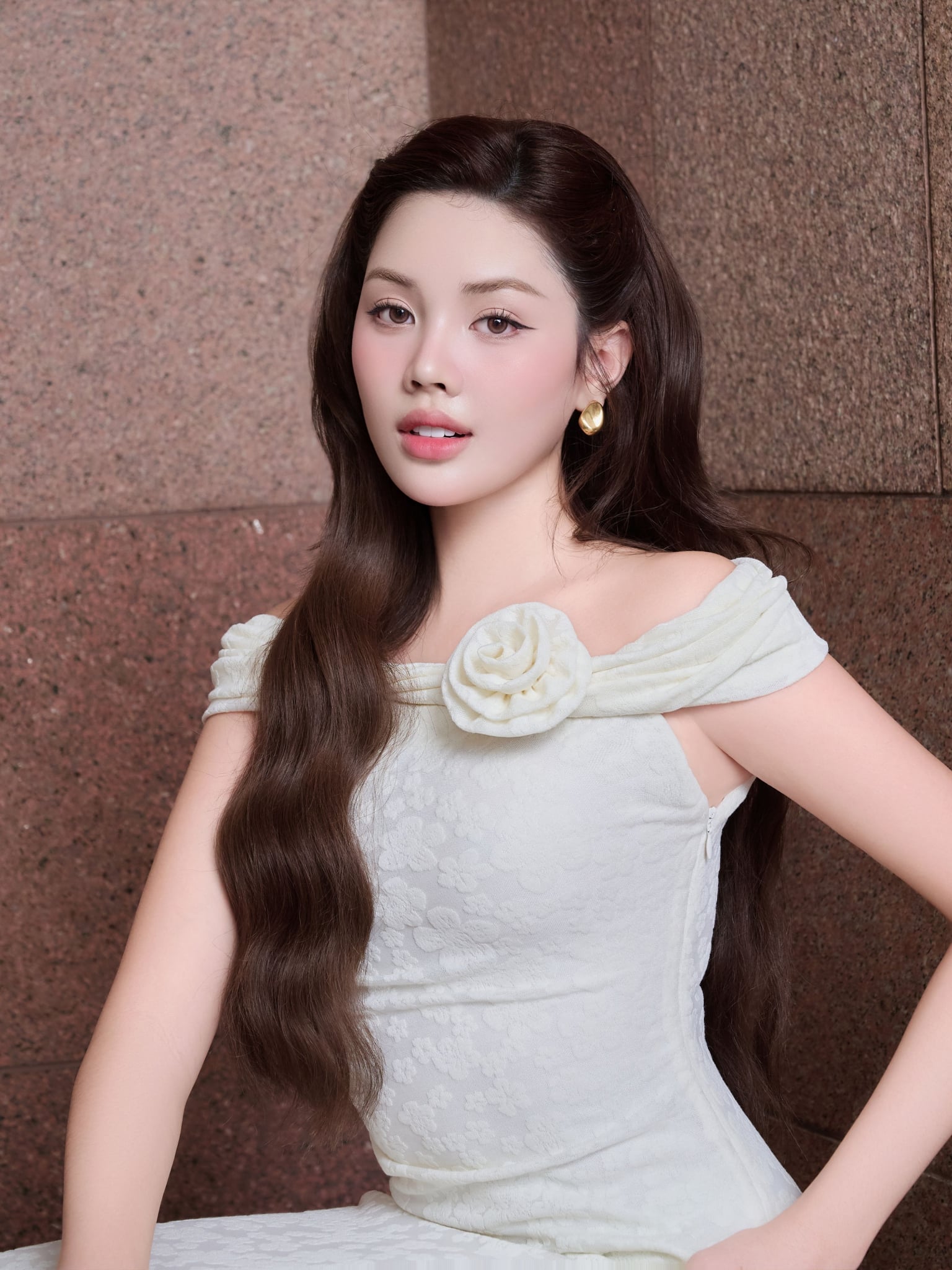 Đầm maxi thun hoa nổi nhún eo