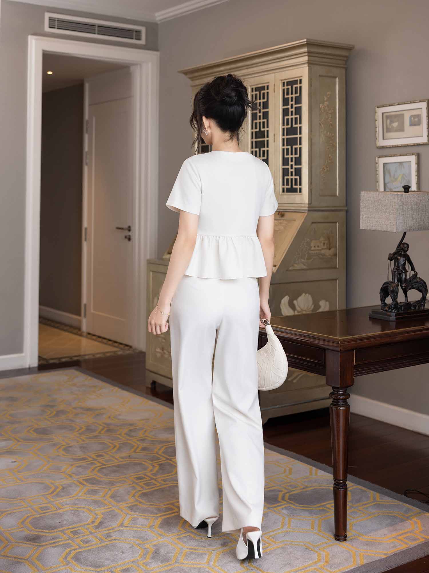 Quần tây dài ống suông xếp ly