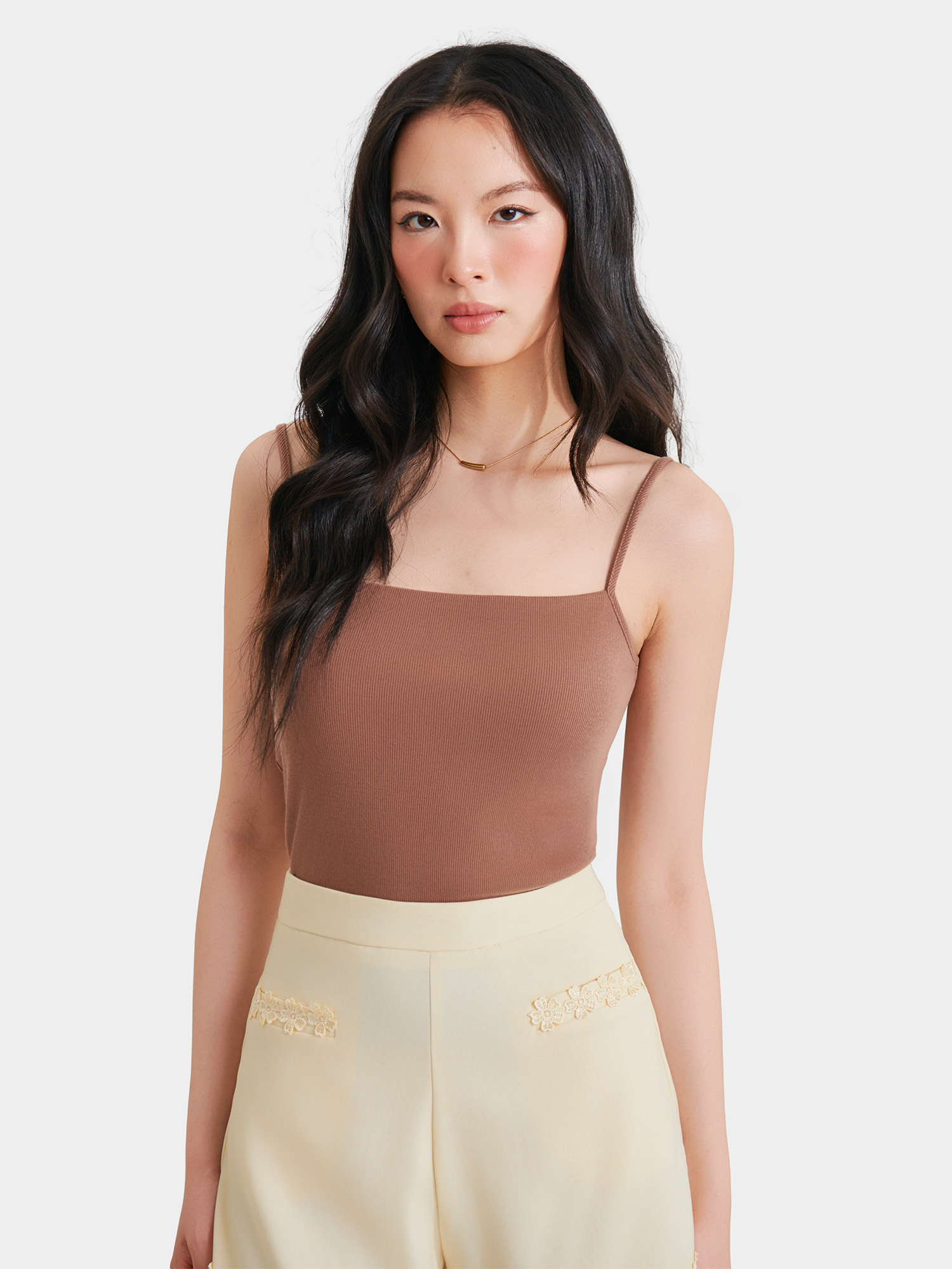 Áo thun ôm 2 dây cơ bản