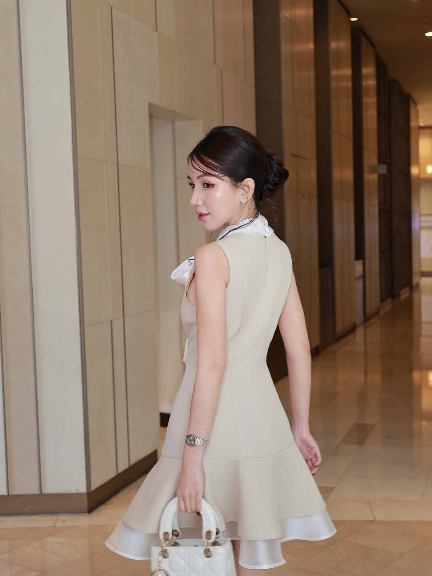  Đầm mini hai tầng phối nơ cổ Organza 