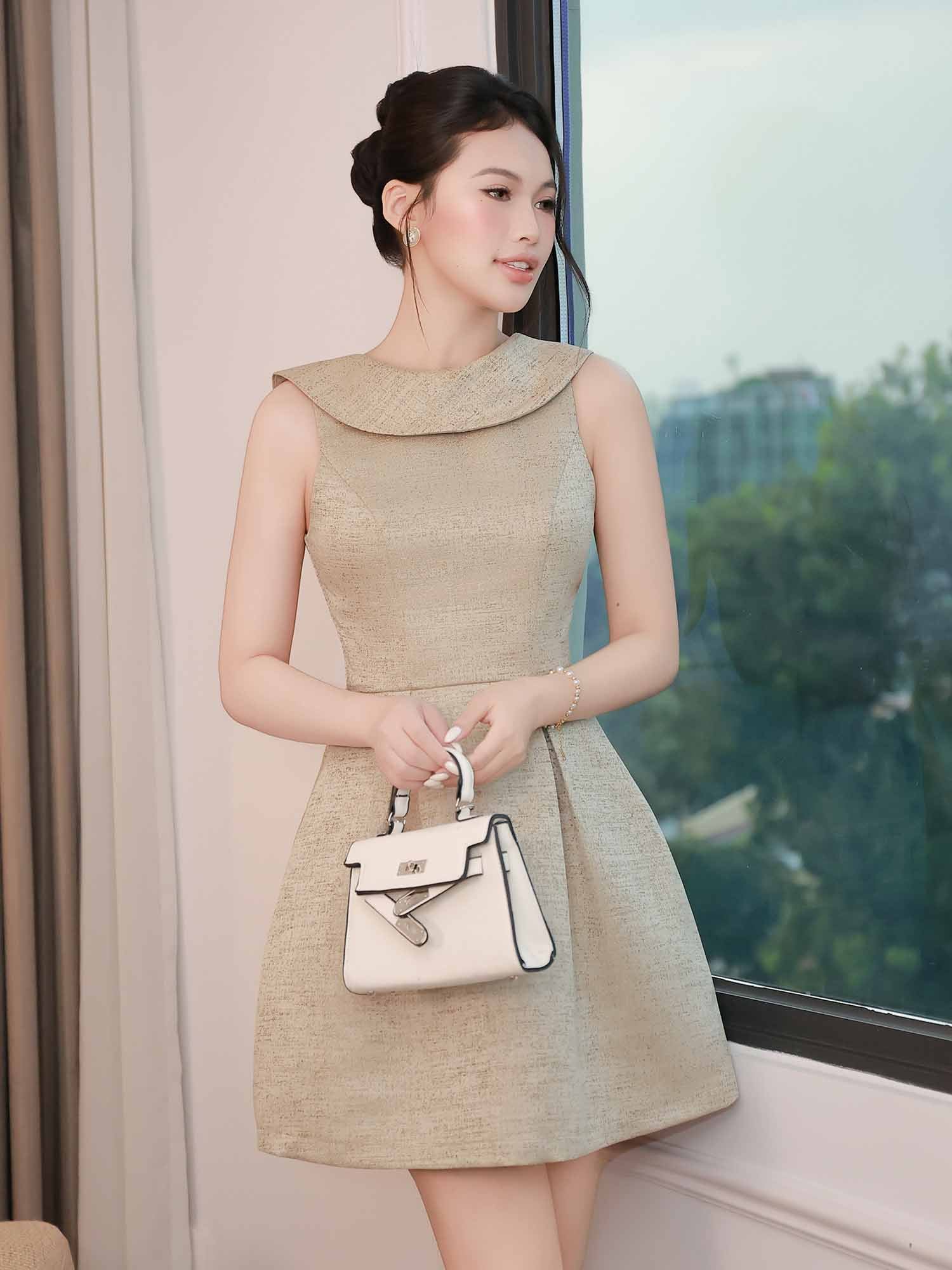 Đầm mini Tapta vân gỗ