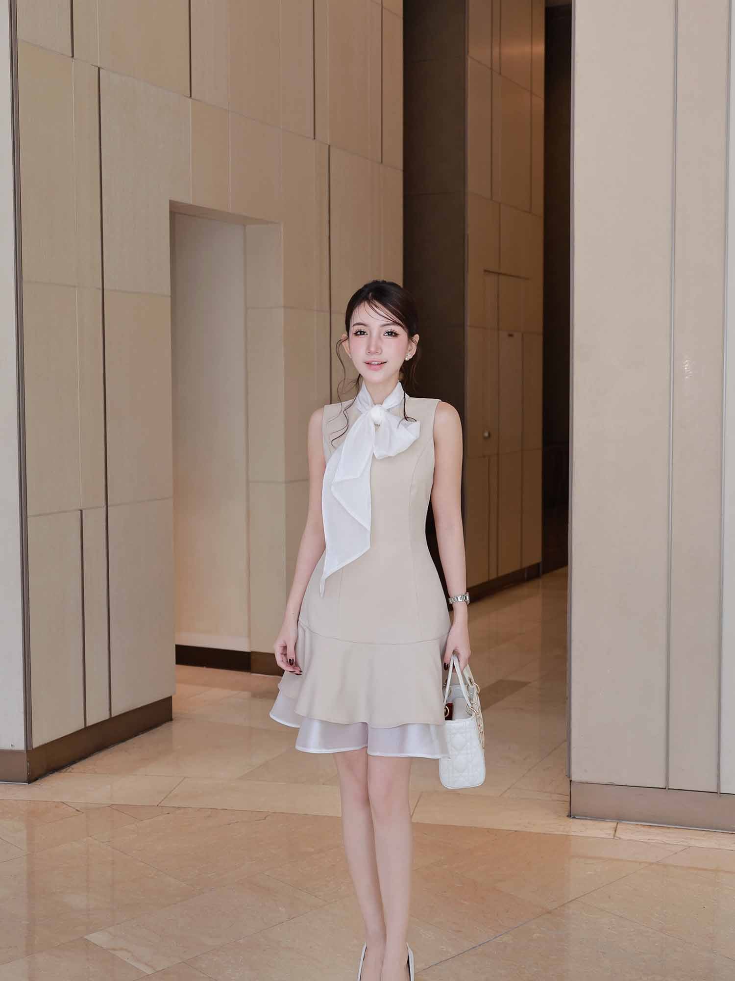 Đầm mini hai tầng phối nơ cổ Organza