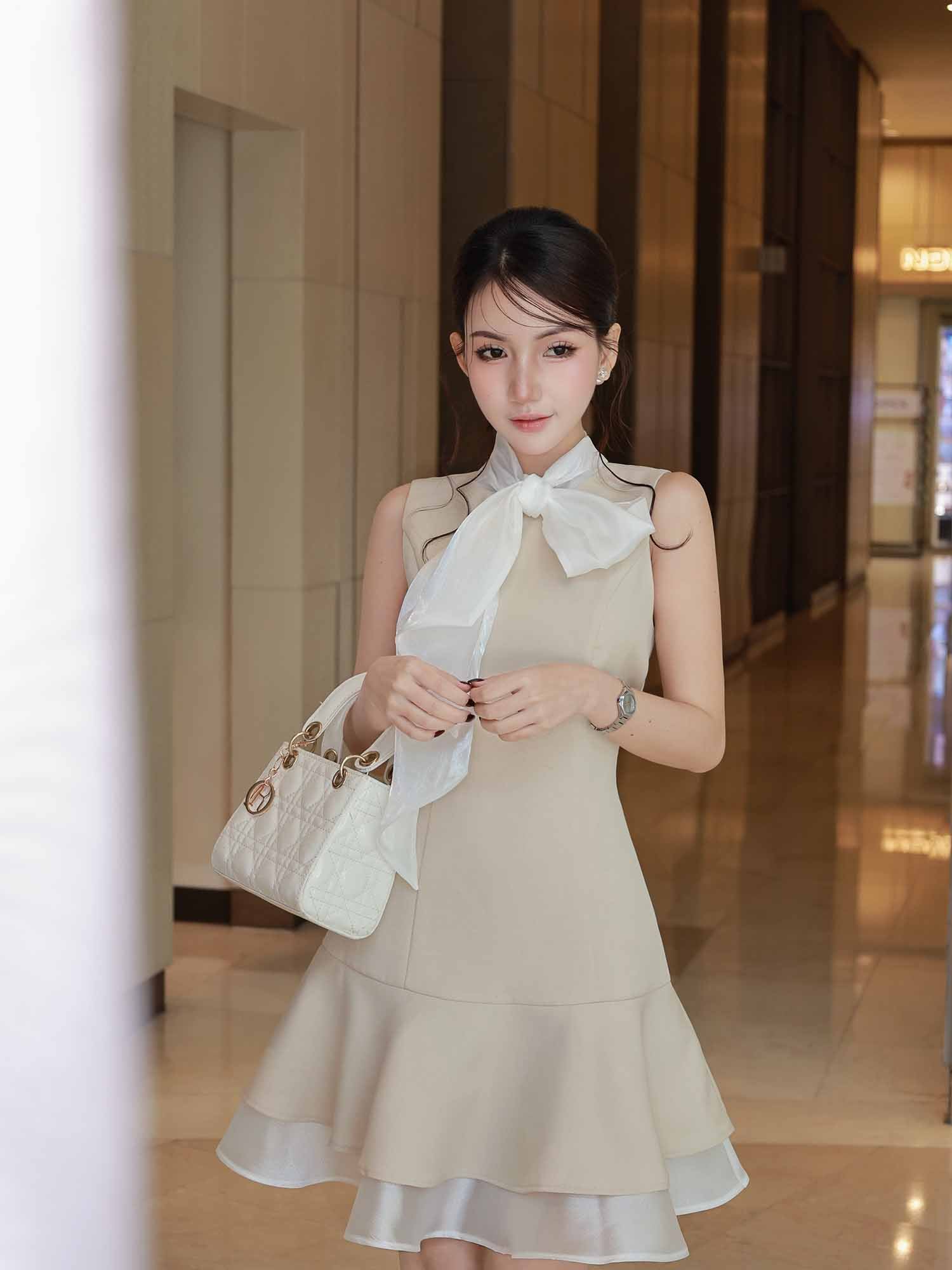 Đầm mini hai tầng phối nơ cổ Organza